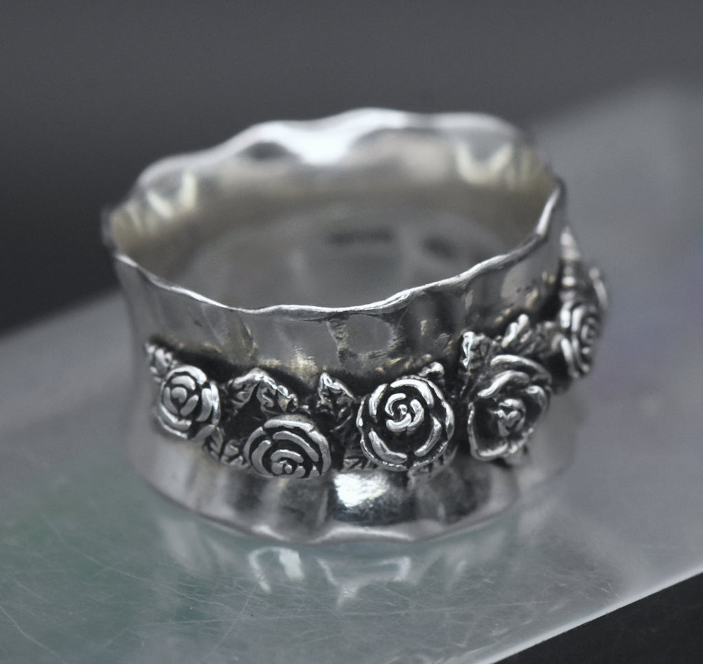 Vintage Sterling Silver Floral Bouquet Wide Band - Size 7.75