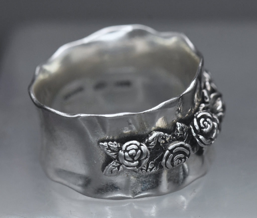 Vintage Sterling Silver Floral Bouquet Wide Band - Size 7.75