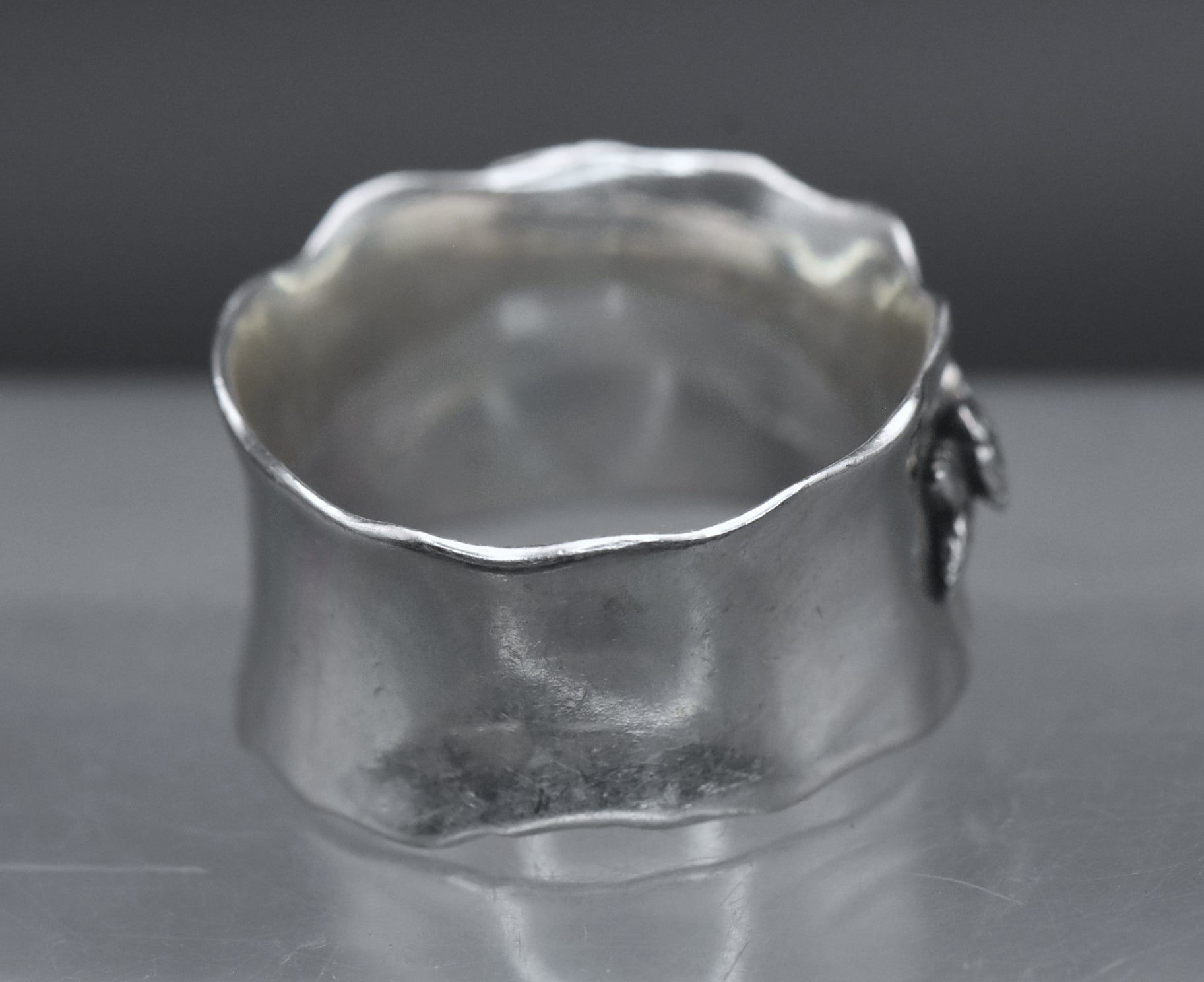 Vintage Sterling Silver Floral Bouquet Wide Band - Size 7.75