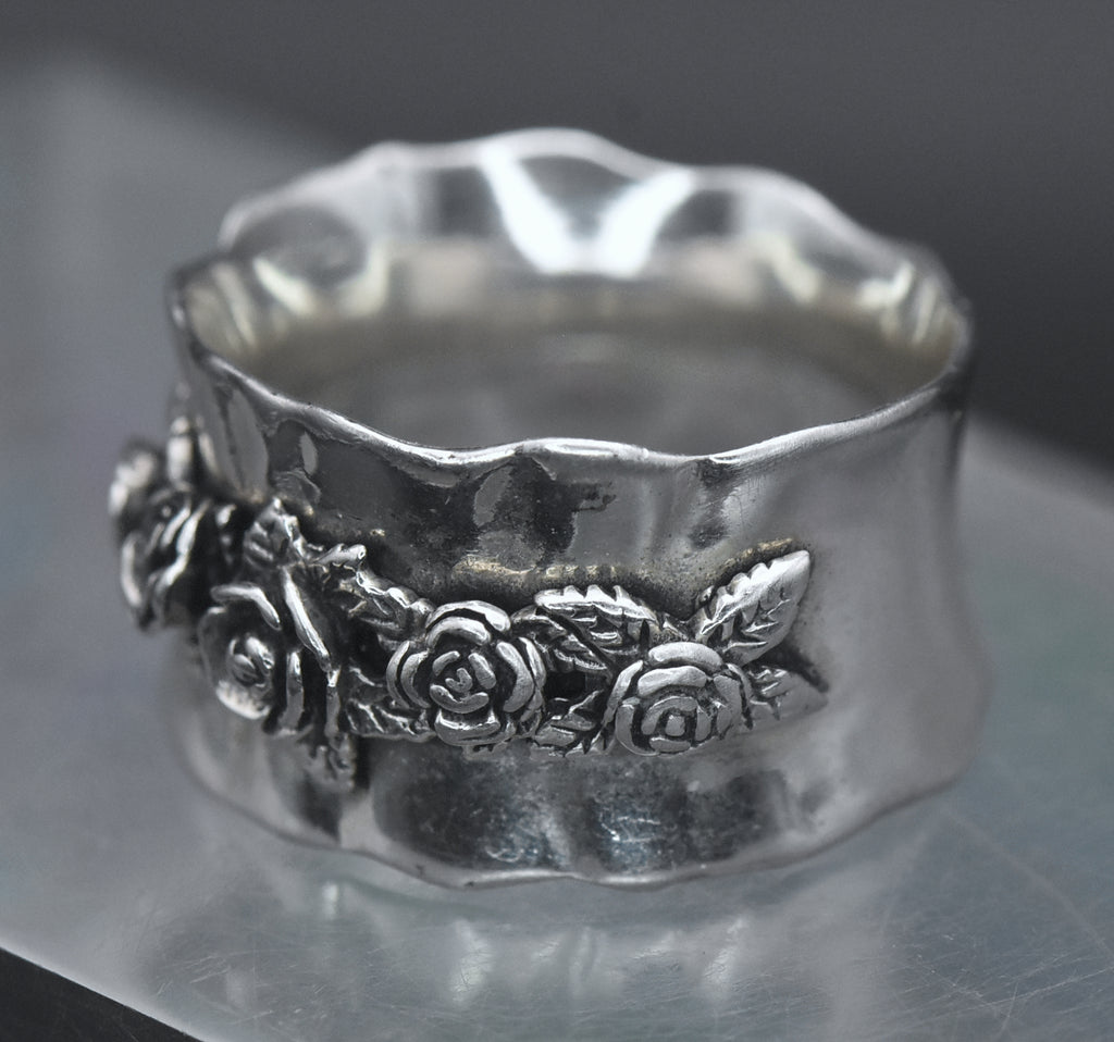 Vintage Sterling Silver Floral Bouquet Wide Band - Size 7.75