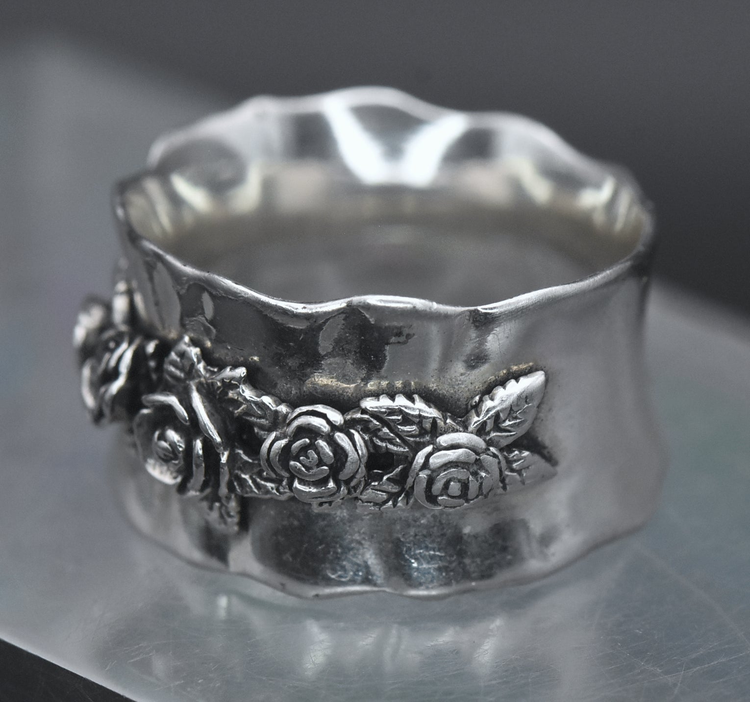 Vintage Sterling Silver Floral Bouquet Wide Band - Size 7.75