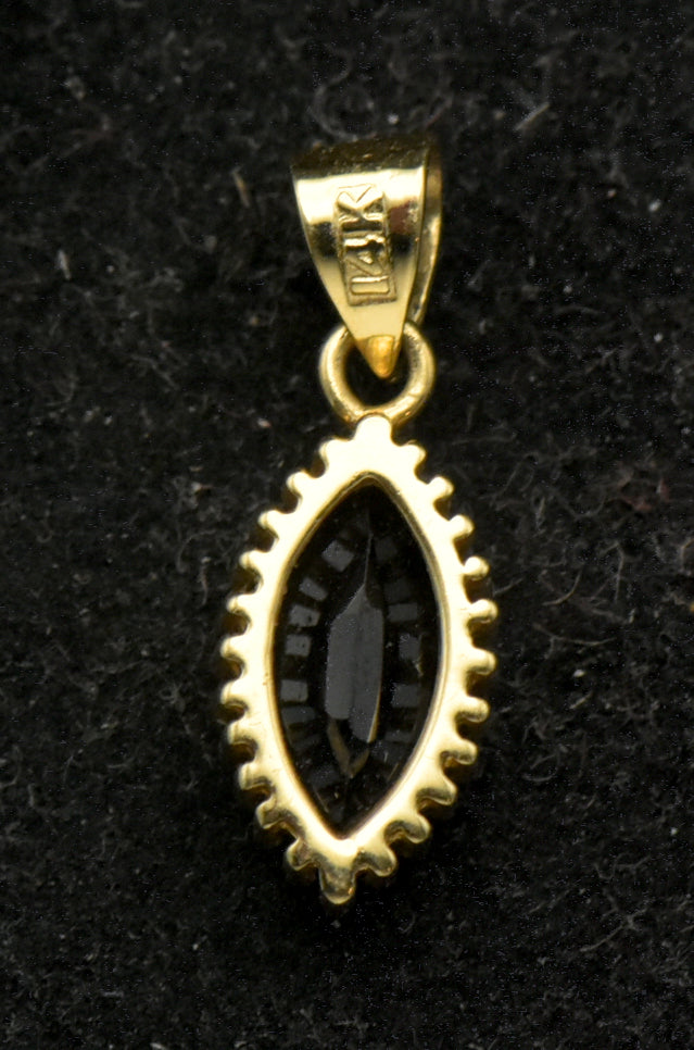 Vintage 14k Gold Blue Sapphire Pendant