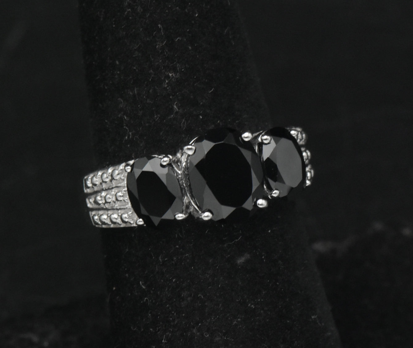Vintage Sterling Silver Black Tourmaline Ring - Size 7