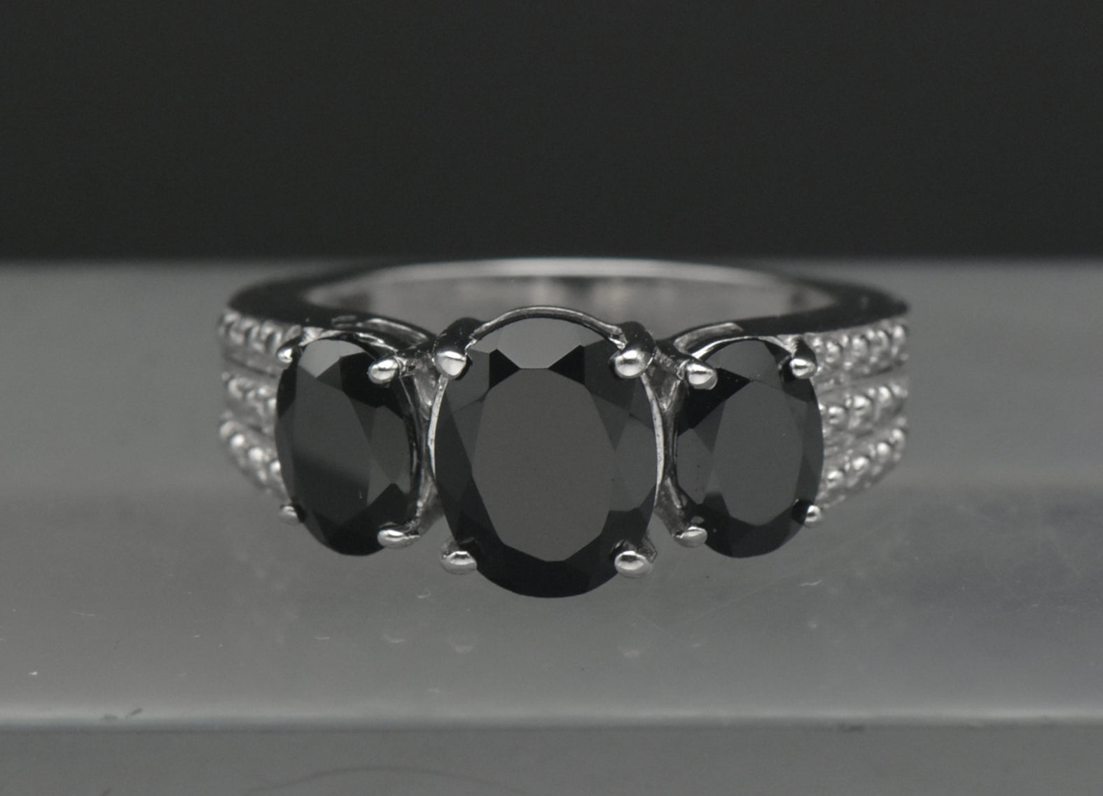 Vintage Sterling Silver Black Tourmaline Ring - Size 7