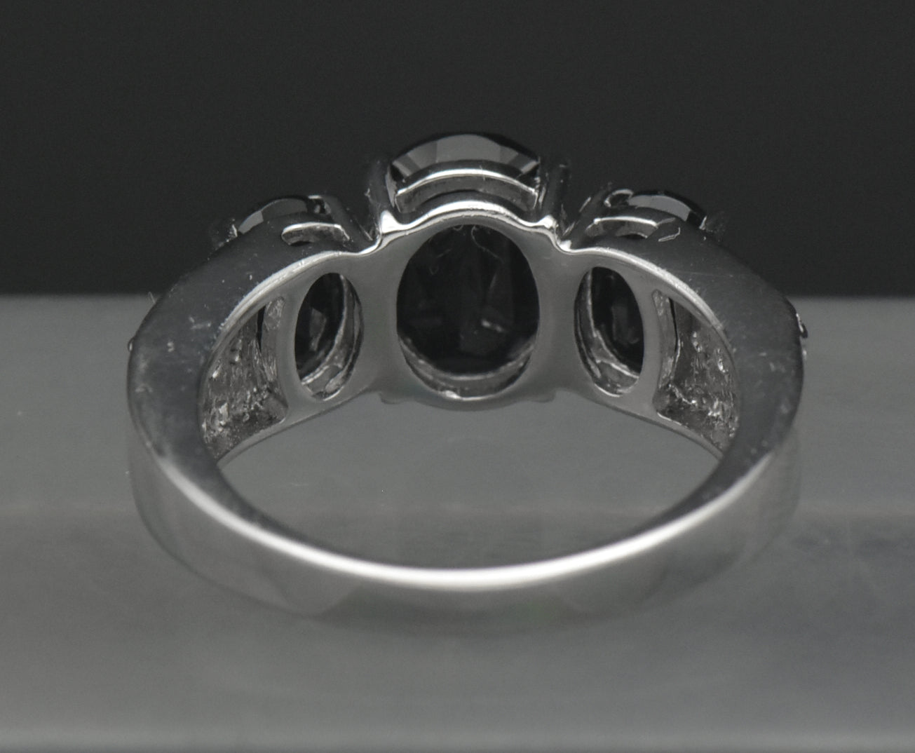 Vintage Sterling Silver Black Tourmaline Ring - Size 7