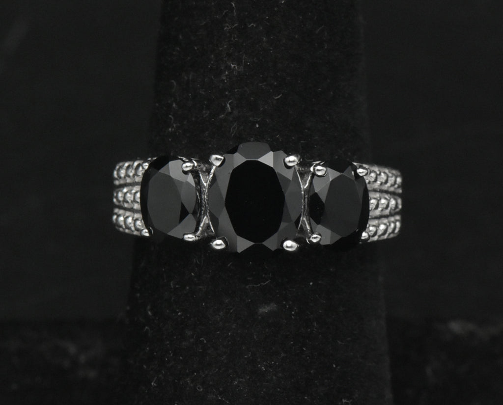 Vintage Sterling Silver Black Tourmaline Ring - Size 7