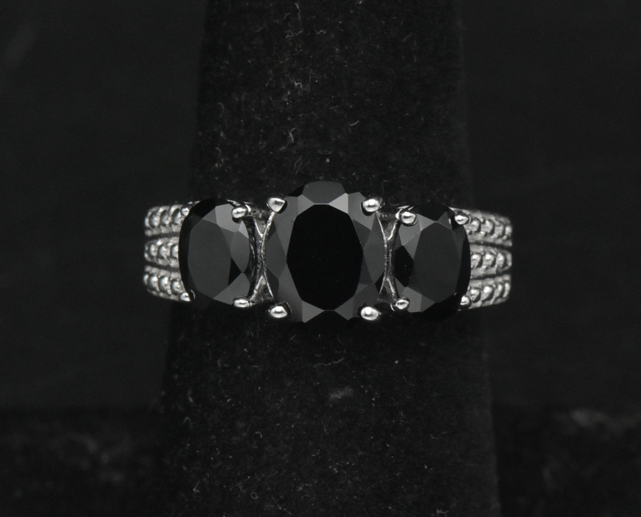 Vintage Sterling Silver Black Tourmaline Ring - Size 7