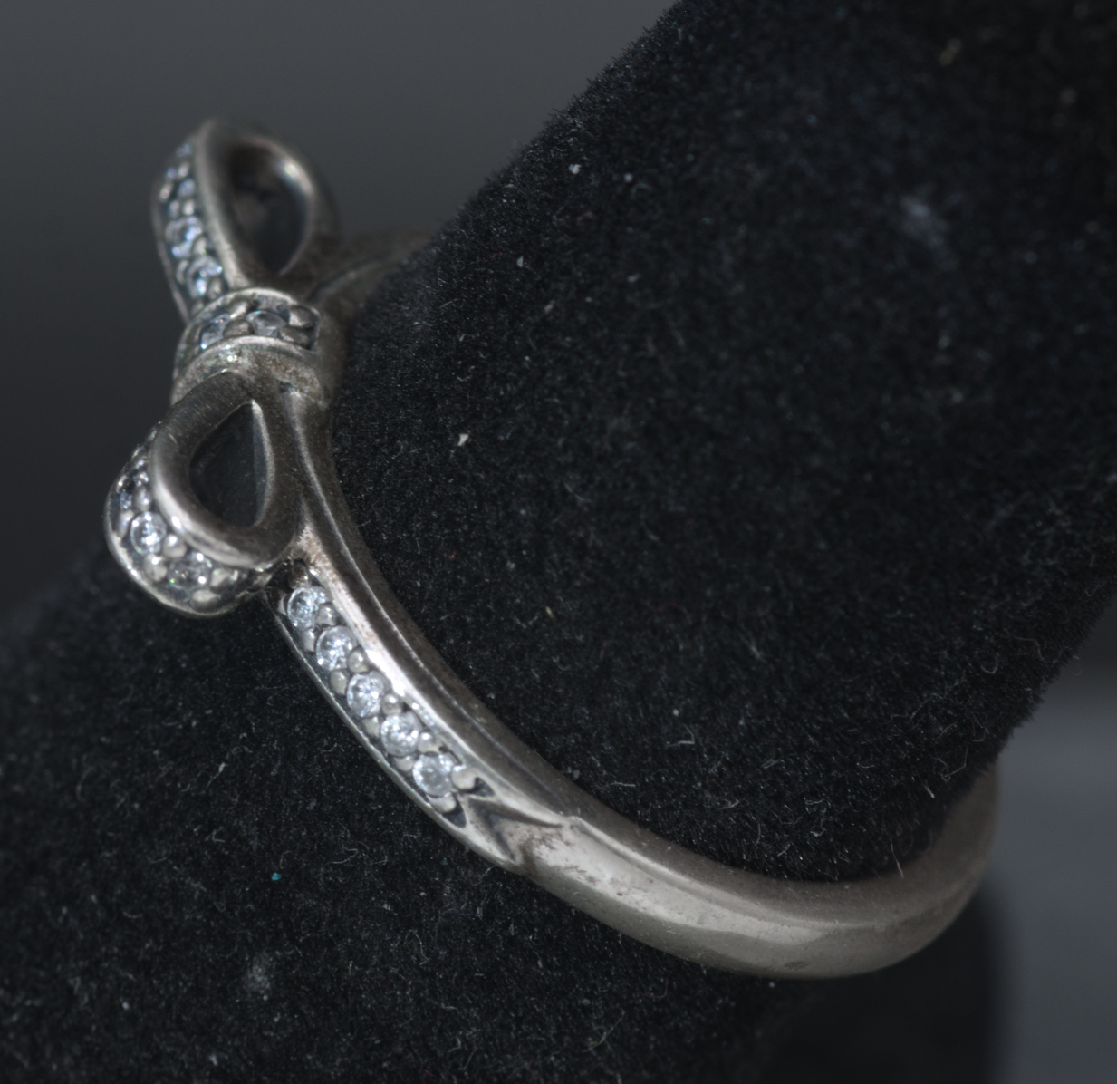 Pandora - Vintage Sterling Silver CZ Bow Ring - Size 6