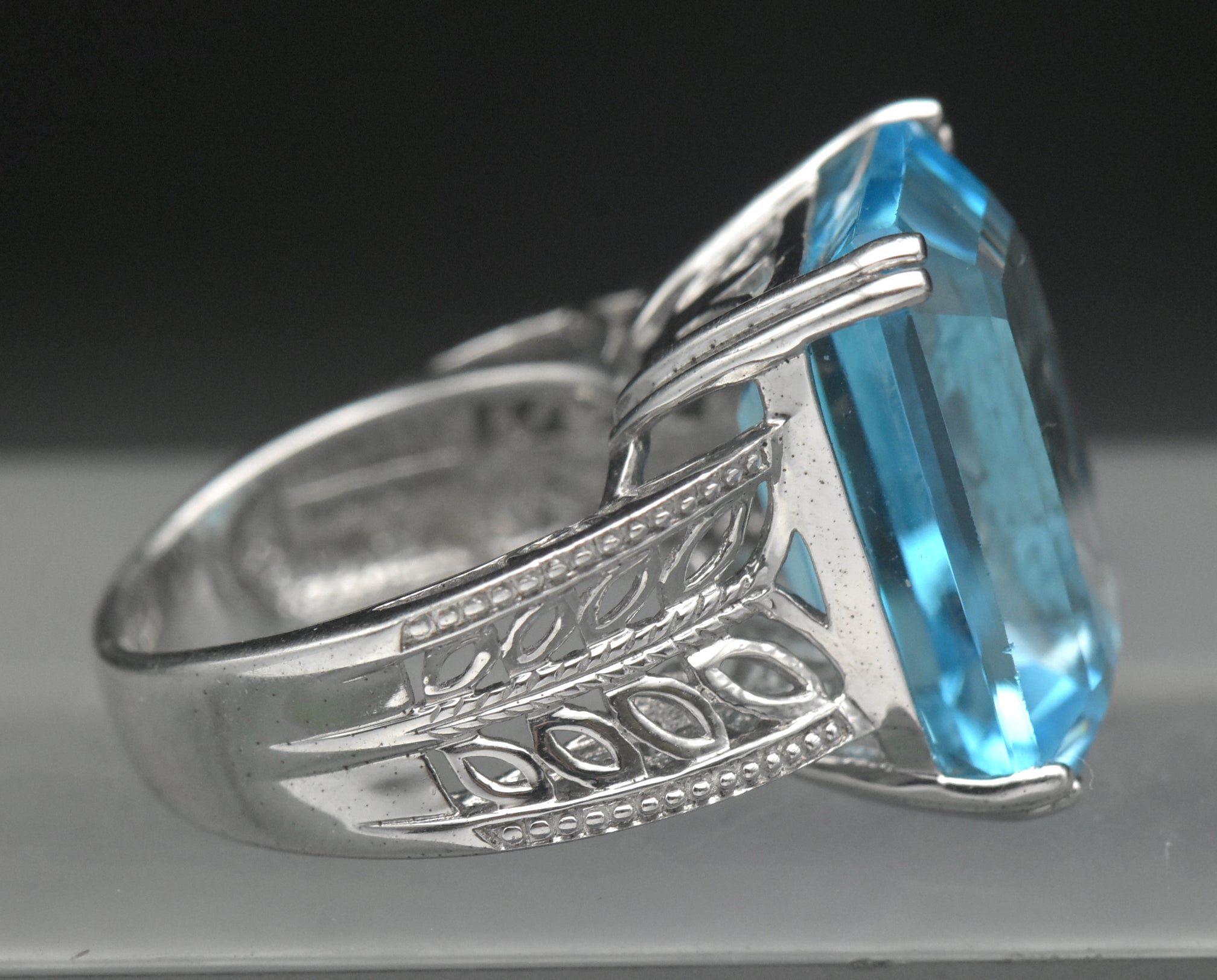 Vintage Large Blue Topaz Sterling Silver Ring - Size 6