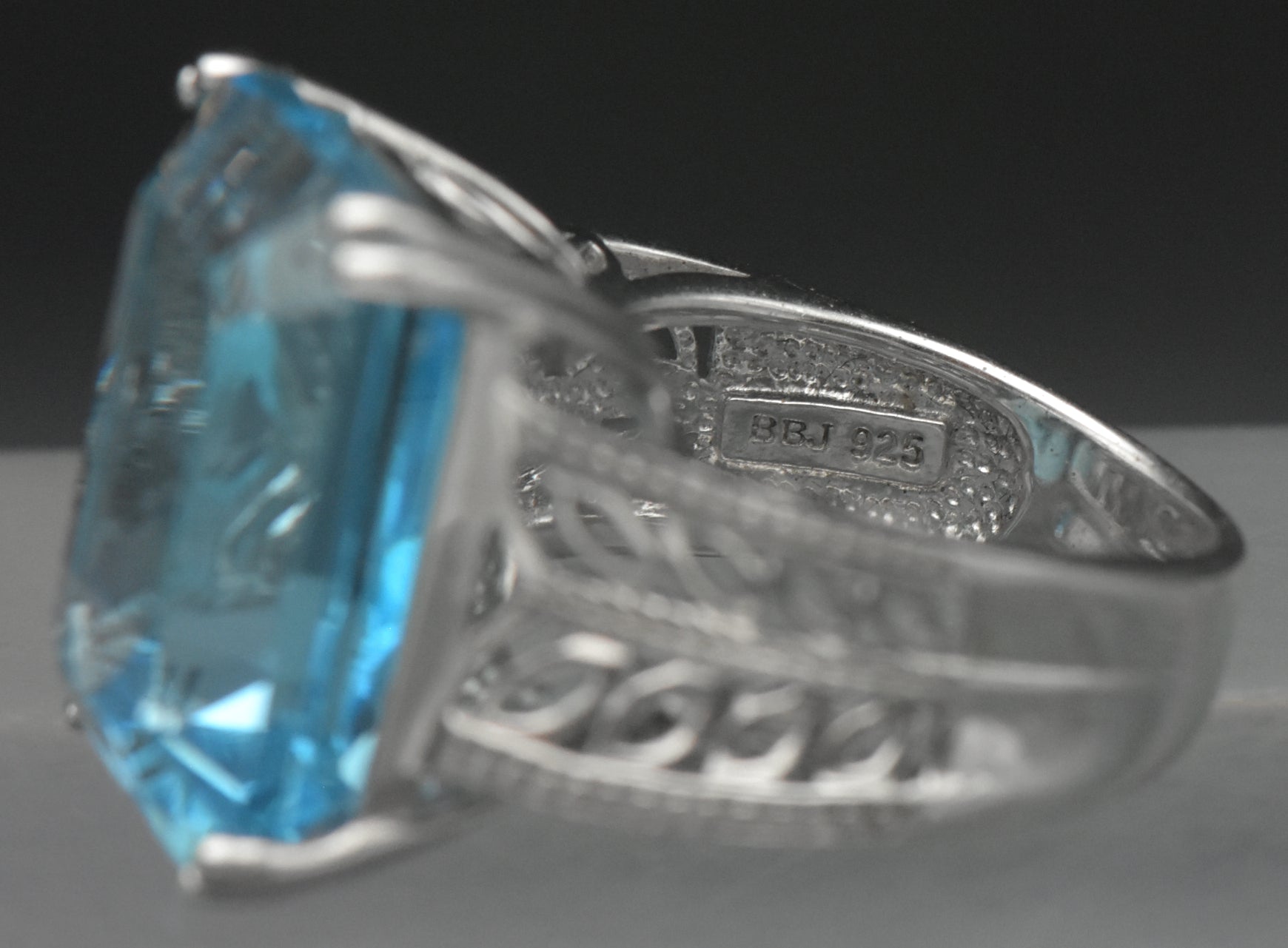 Vintage Large Blue Topaz Sterling Silver Ring - Size 6