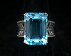 Vintage Large Blue Topaz Sterling Silver Ring - Size 6