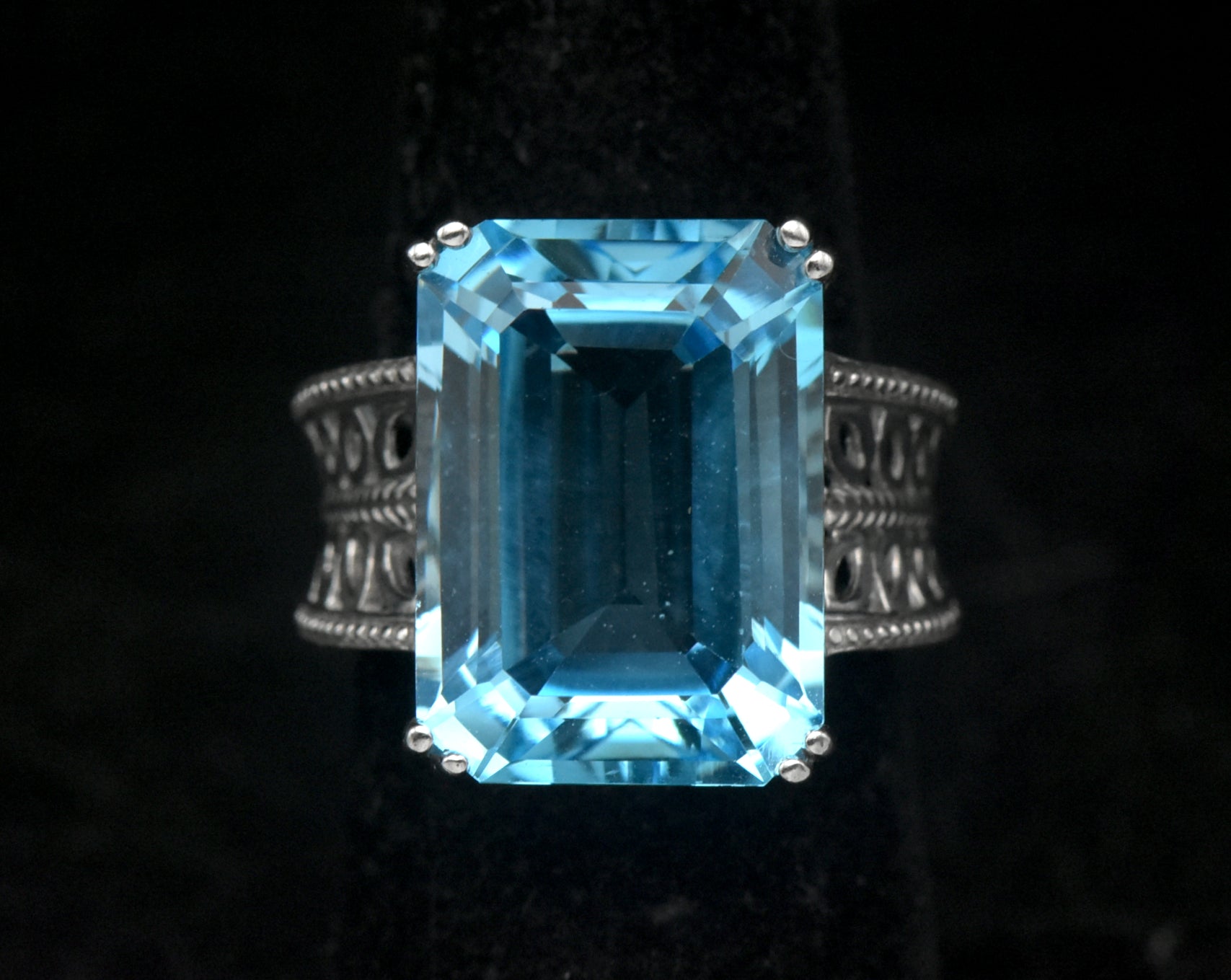 Vintage Large Blue Topaz Sterling Silver Ring - Size 6