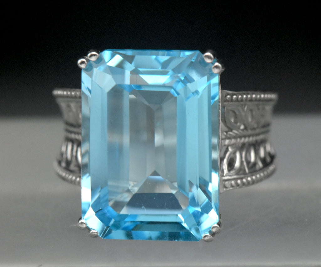 Vintage Large Blue Topaz Sterling Silver Ring - Size 6