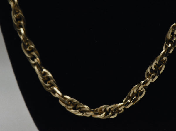 Sarah Coventry - Vintage Gold Tone Metal Chain - 37"