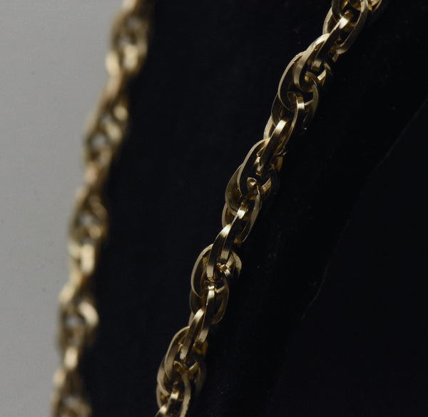 Sarah Coventry - Vintage Gold Tone Metal Chain - 37"