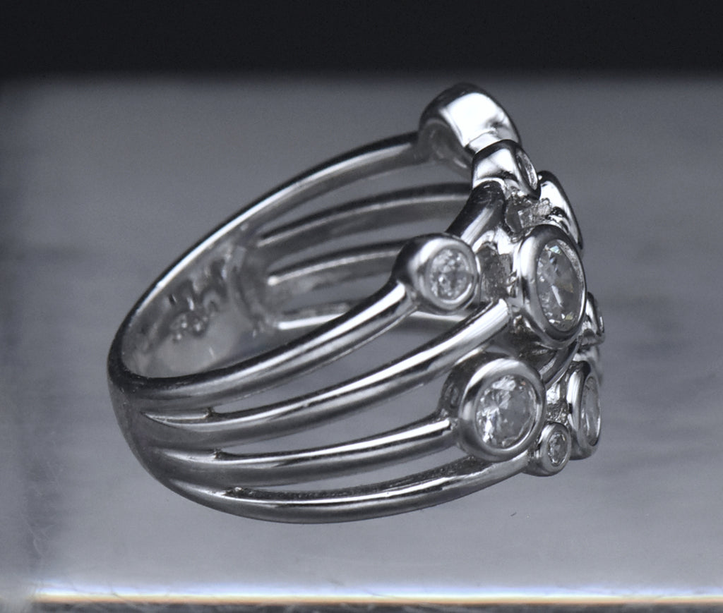 Sterling Silver Cubic Zirconia Ring - Size 6