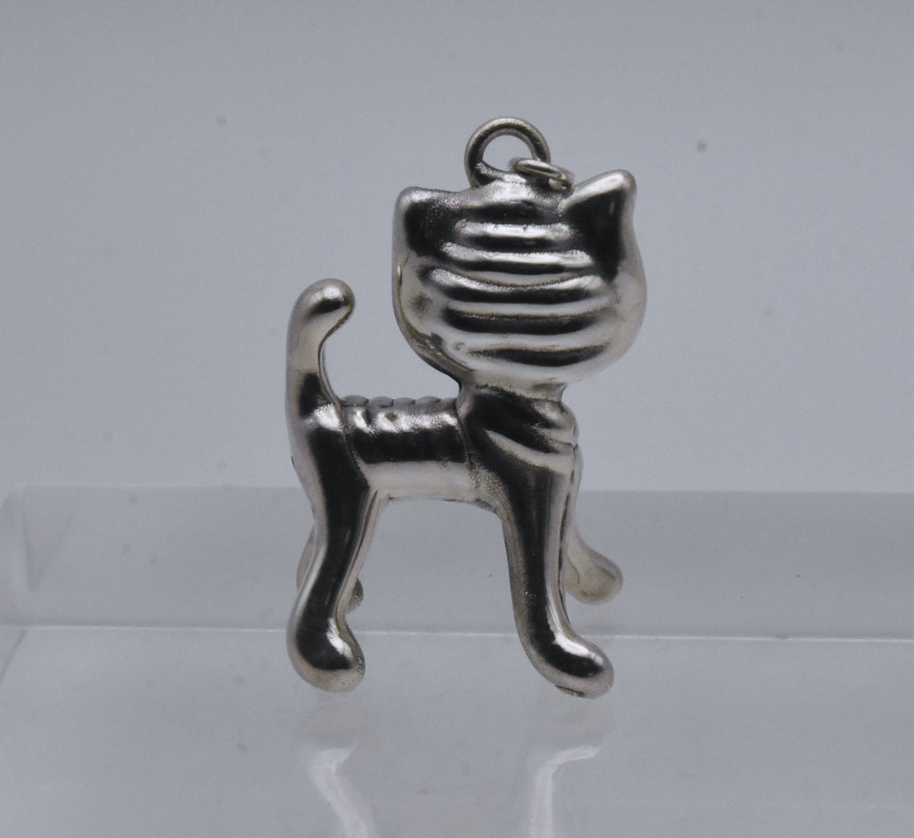 Vintage Sterling Silver Three Dimensional Cat Pendant