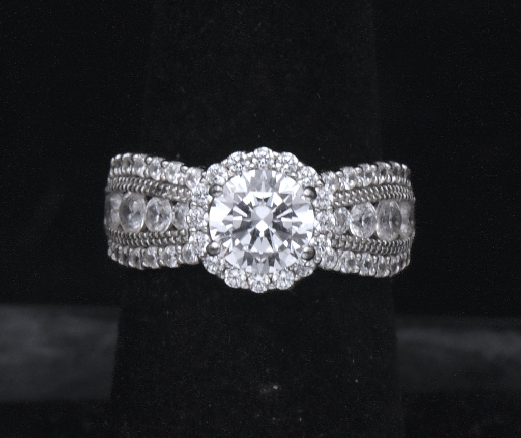 Sterling Silver Round Cut Cubic Zirconia Halo Ring - Size 6.25
