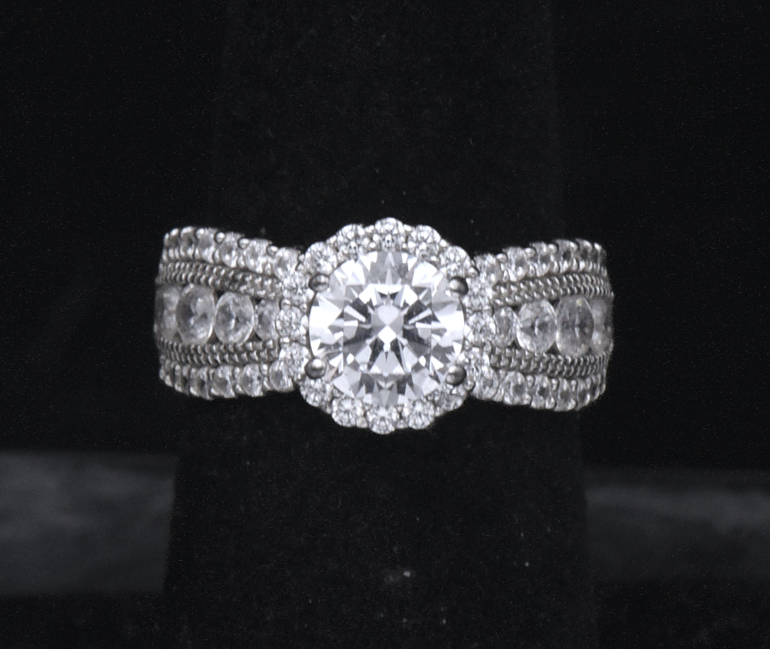 Sterling Silver Round Cut Cubic Zirconia Halo Ring - Size 6.25