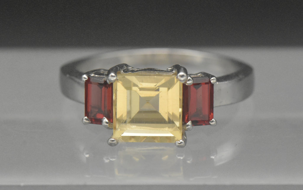Vintage Citrine and Garnet Sterling Silver Ring - Size 7