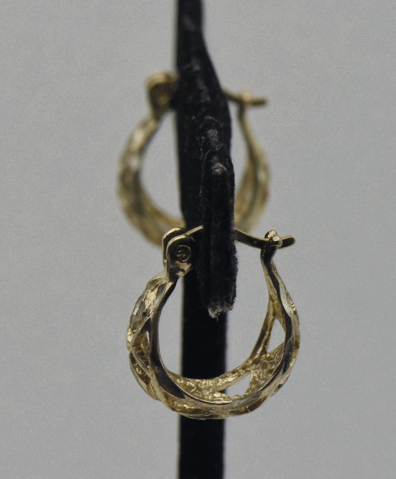 Vintage Gold Tone Sterling Silver Pierced Design Hoop Earrings