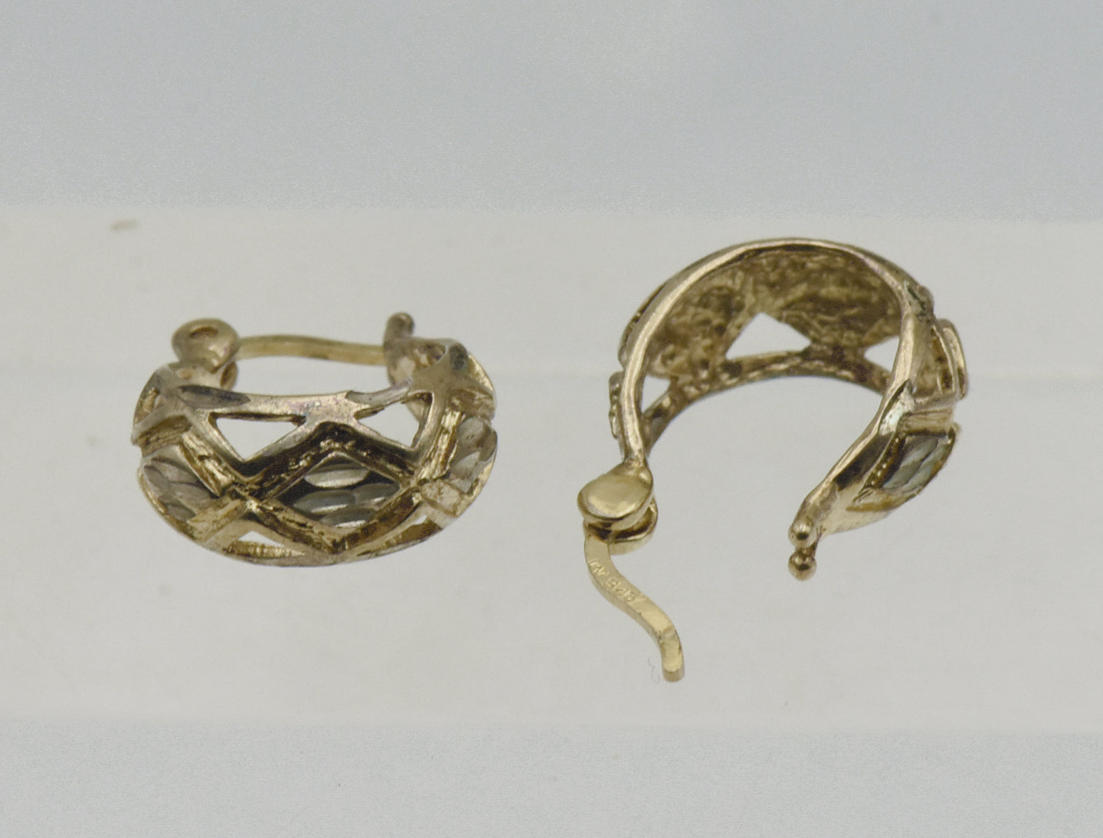 Vintage Gold Tone Sterling Silver Pierced Design Hoop Earrings