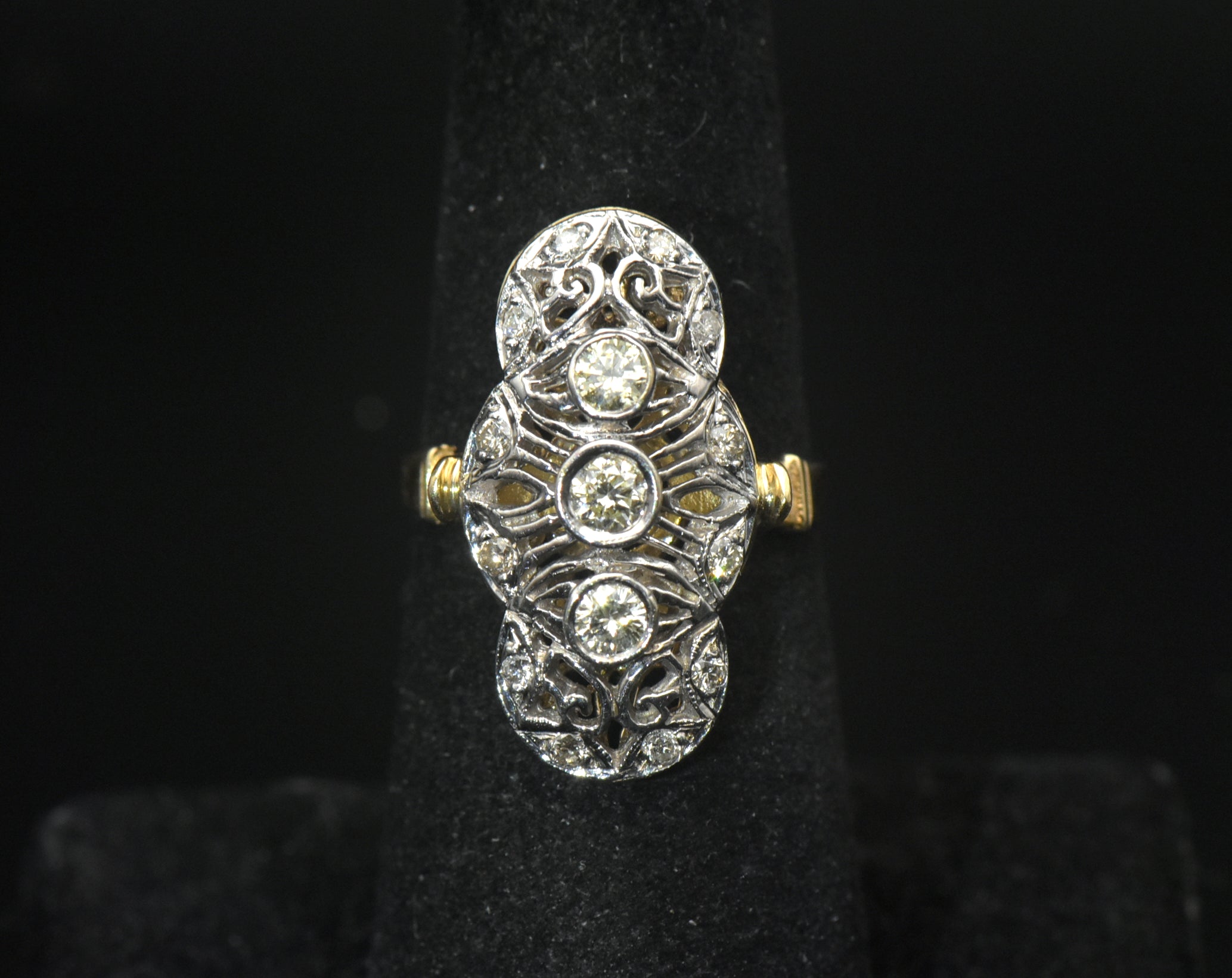 Vintage 14k Two Tone Gold and Diamonds Cocktail Ring - Size 6
