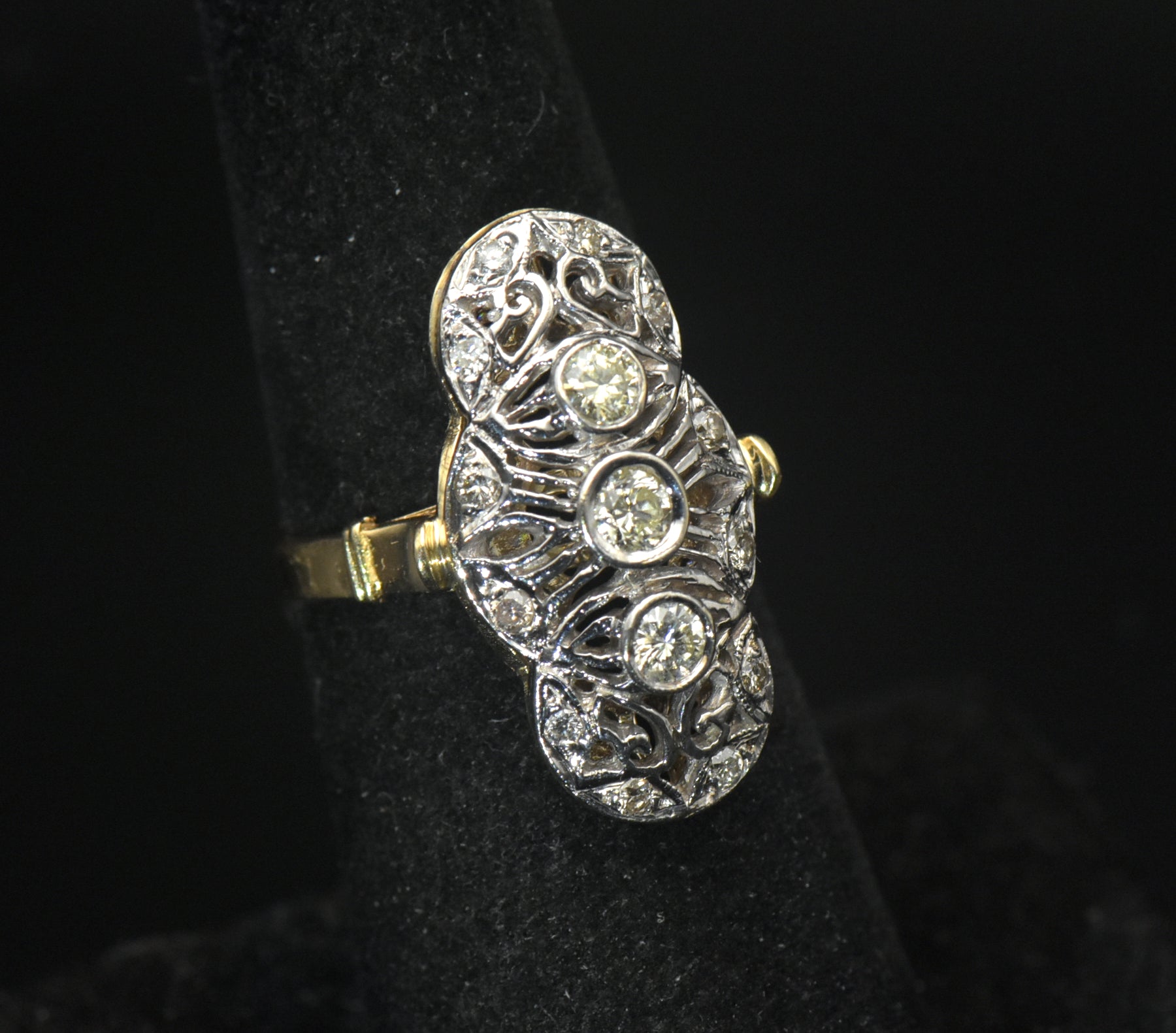 Vintage 14k Two Tone Gold and Diamonds Cocktail Ring - Size 6
