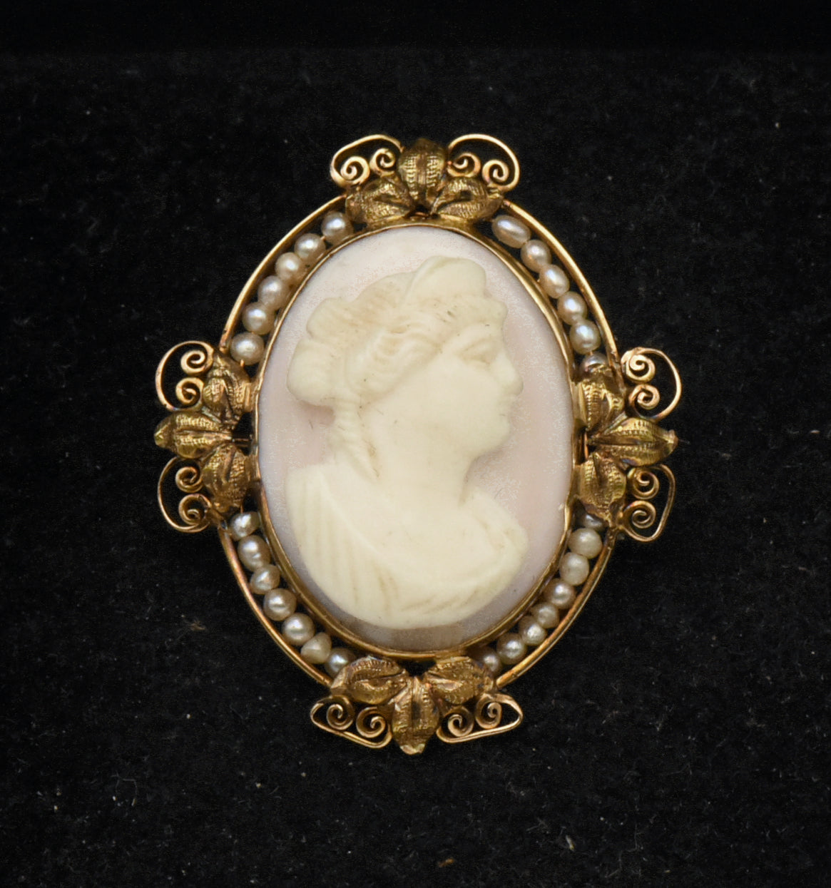 Vintage Handmade 14K Gold and Cultured Pearl Cameo Brooch/Pendant