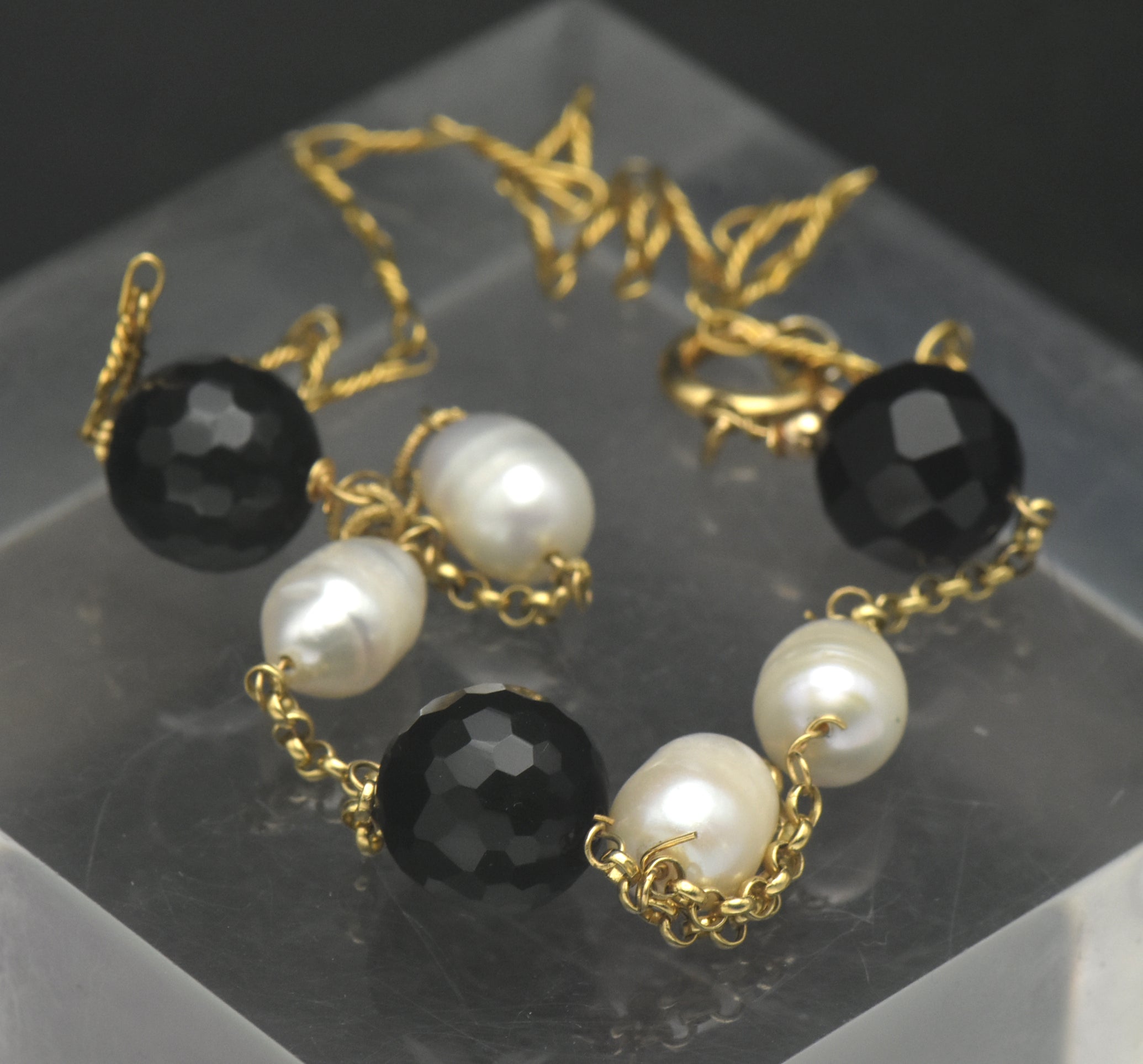 Vintage 18k Pearls and Black Onyx Chain Necklace - 21"