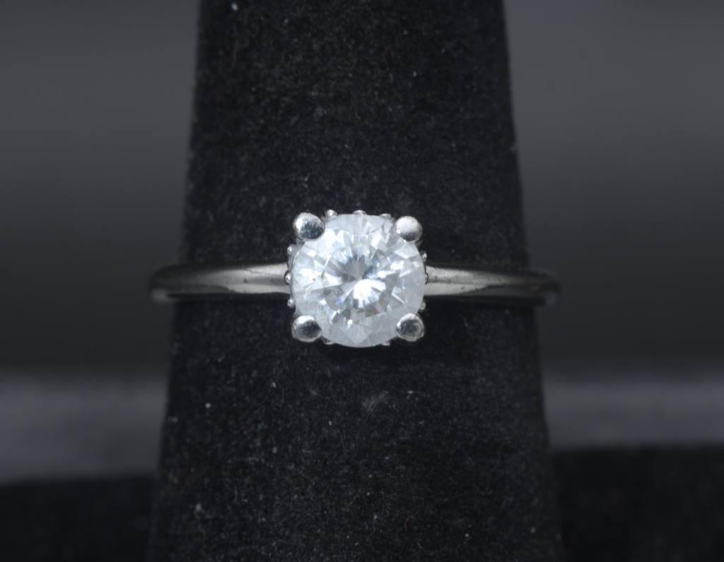 Vintage Sterling Silver Crystal Solitaire Ring - Size 7