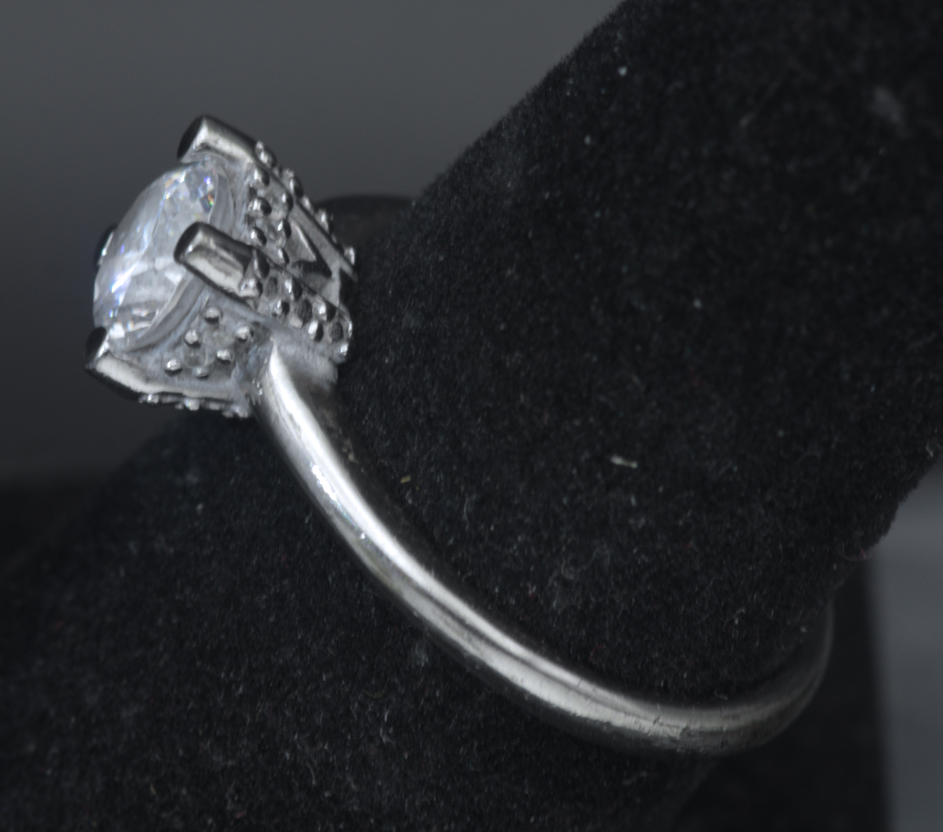 Vintage Sterling Silver Crystal Solitaire Ring - Size 7