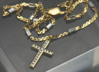 Vintage 14k Gold Diamond Studded Cross Pendant Chain Necklace - 16.75"