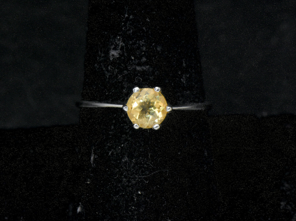Vintage Citrine Sterling Silver Solitaire Ring - Size 8.5