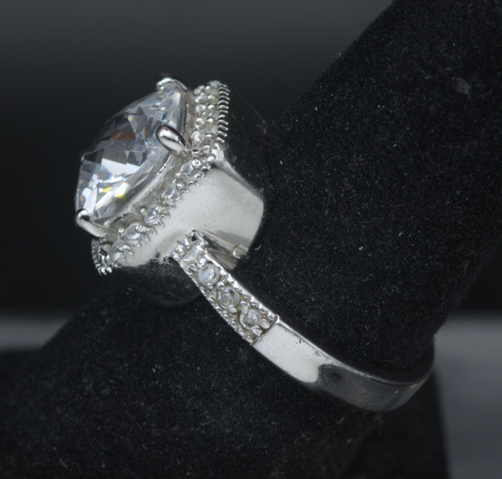 Vintage Rhodium Plated CZ Halo Ring - Size 7.25