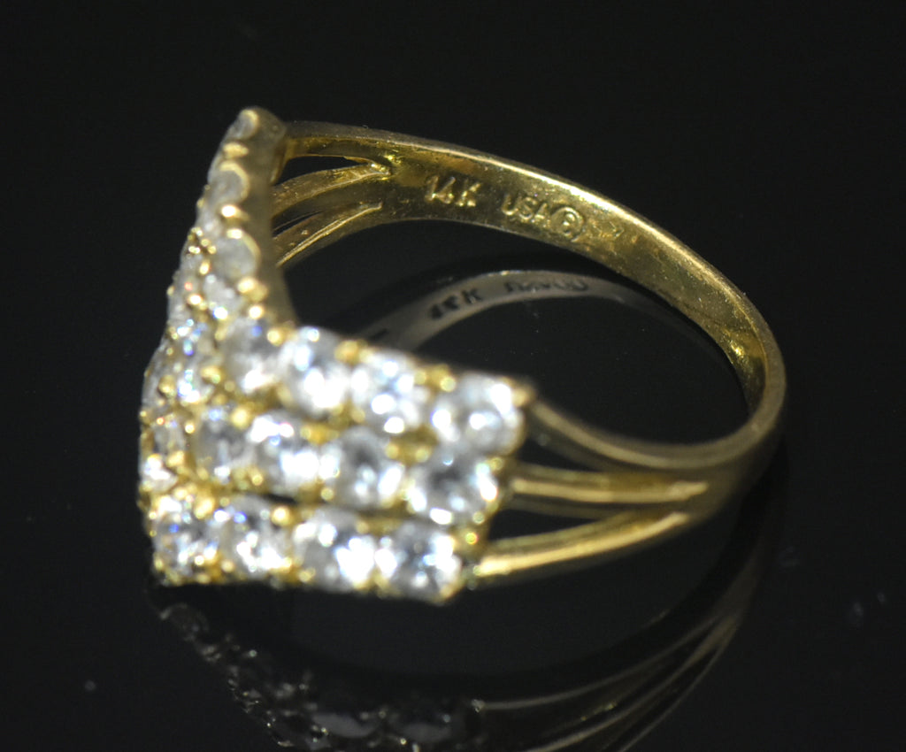 Vintage 14k CZ Chevron Ring - Size 6.25
