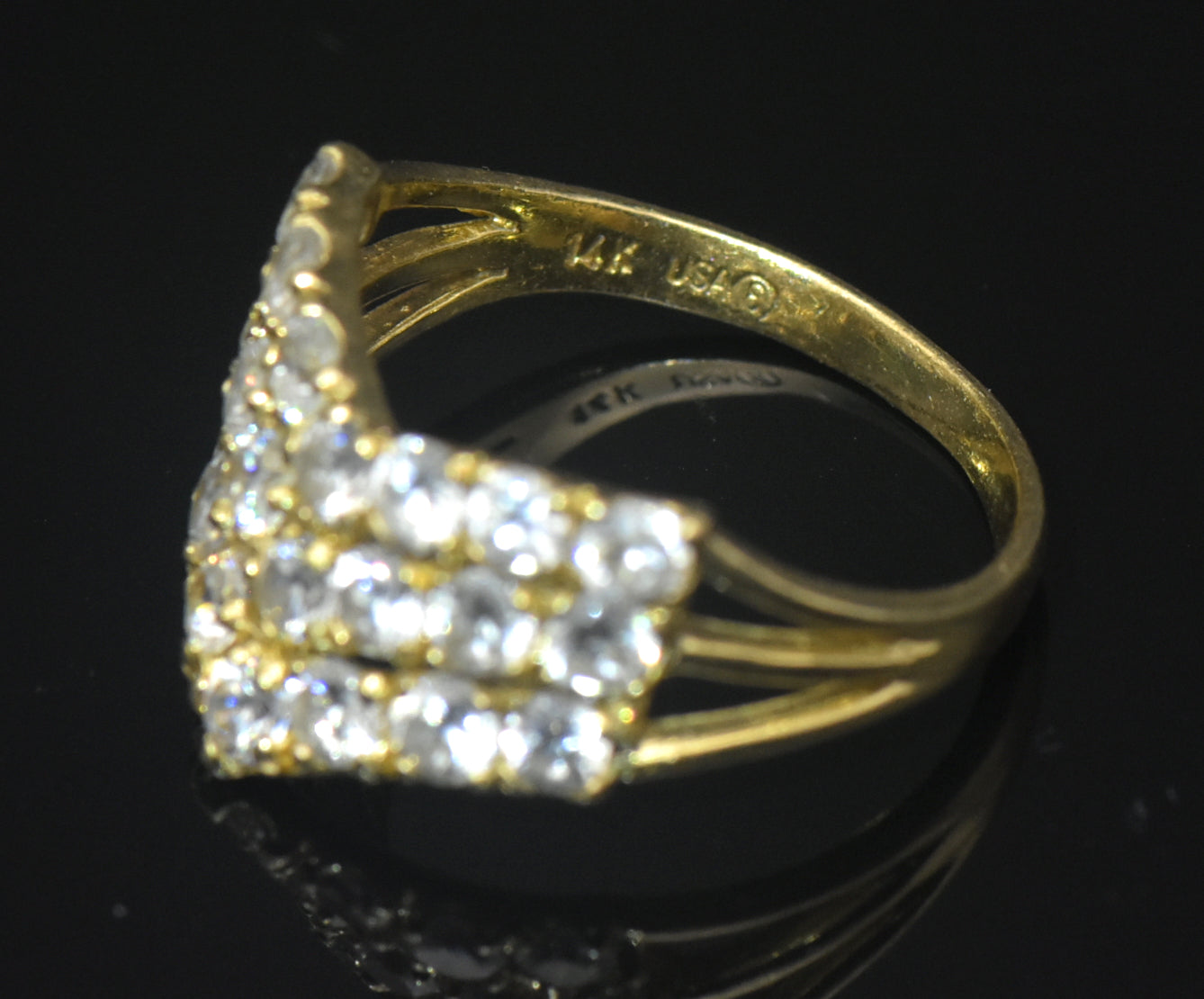 Vintage 14k CZ Chevron Ring - Size 6.25
