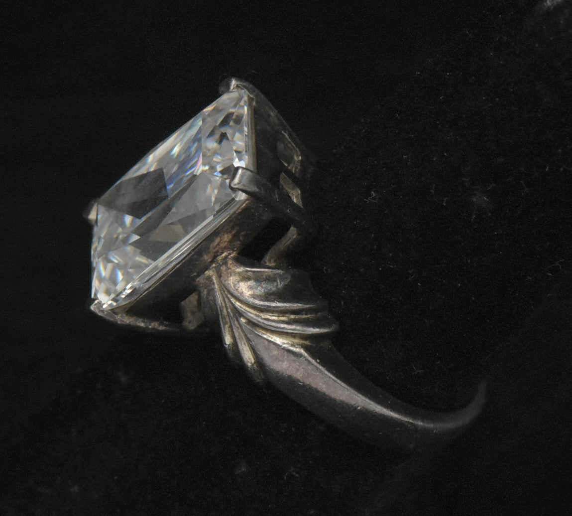 Vintage Rectangular Scissor Cut CZ Sterling Silver Ring - Size 6