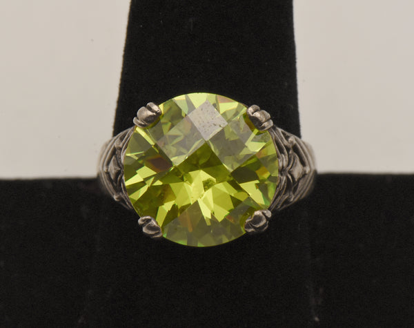 Vintage Sterling Silver Lime Green Cubic Zirconia Ring - Size 9.25