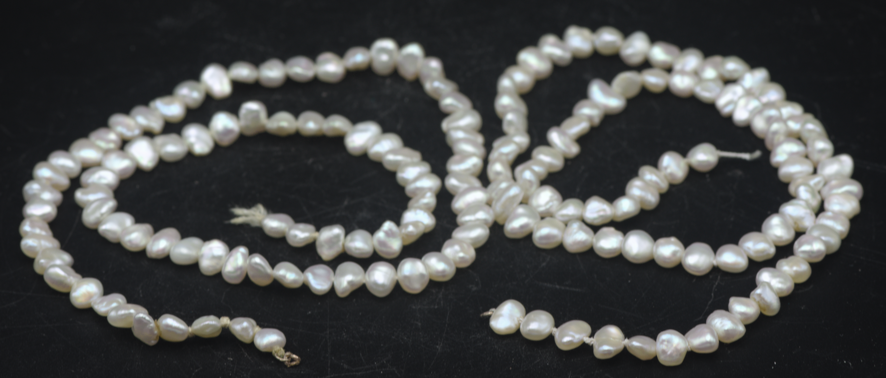 BROKEN Vintage Freshwater Pearls Single Strand Necklace - 32"