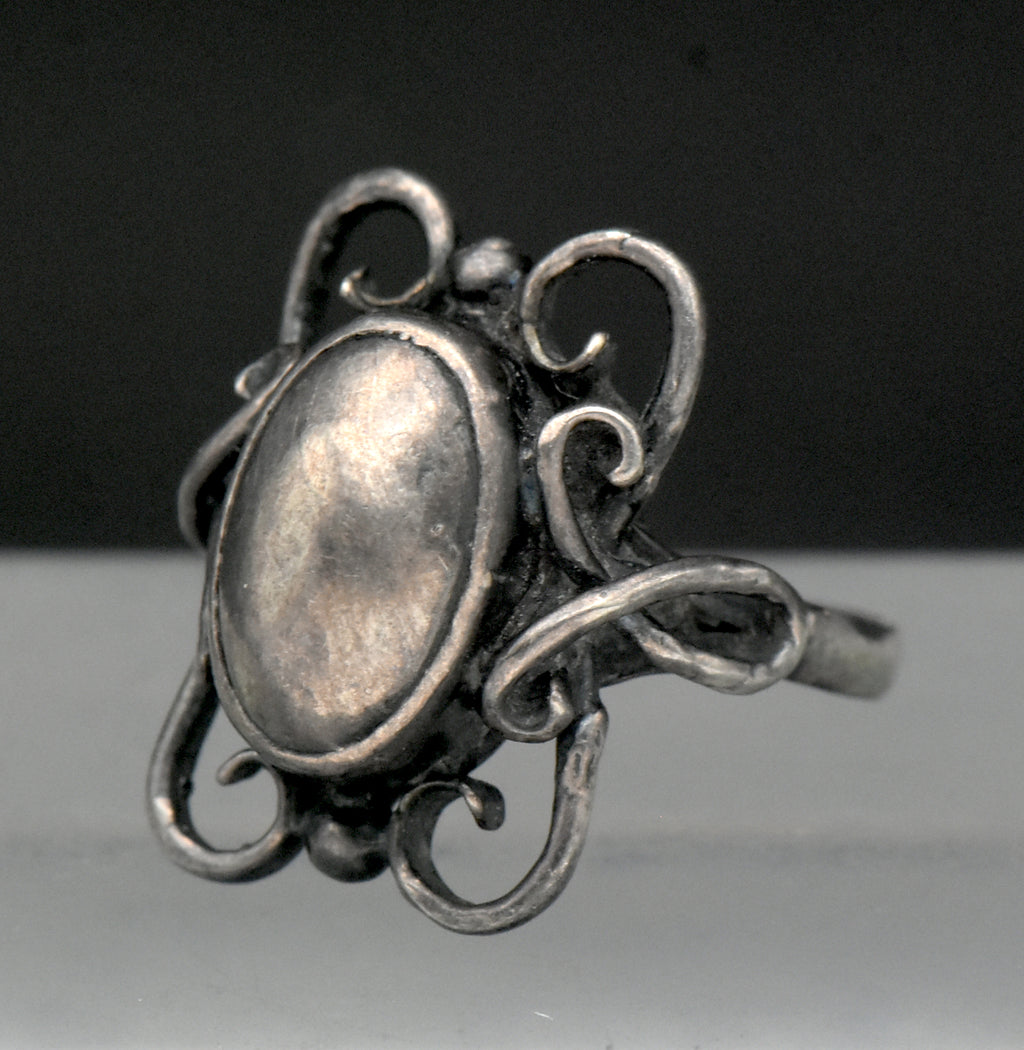 Vintage Handmade Scandinavian Modern Sterling Silver Ring - Size 8