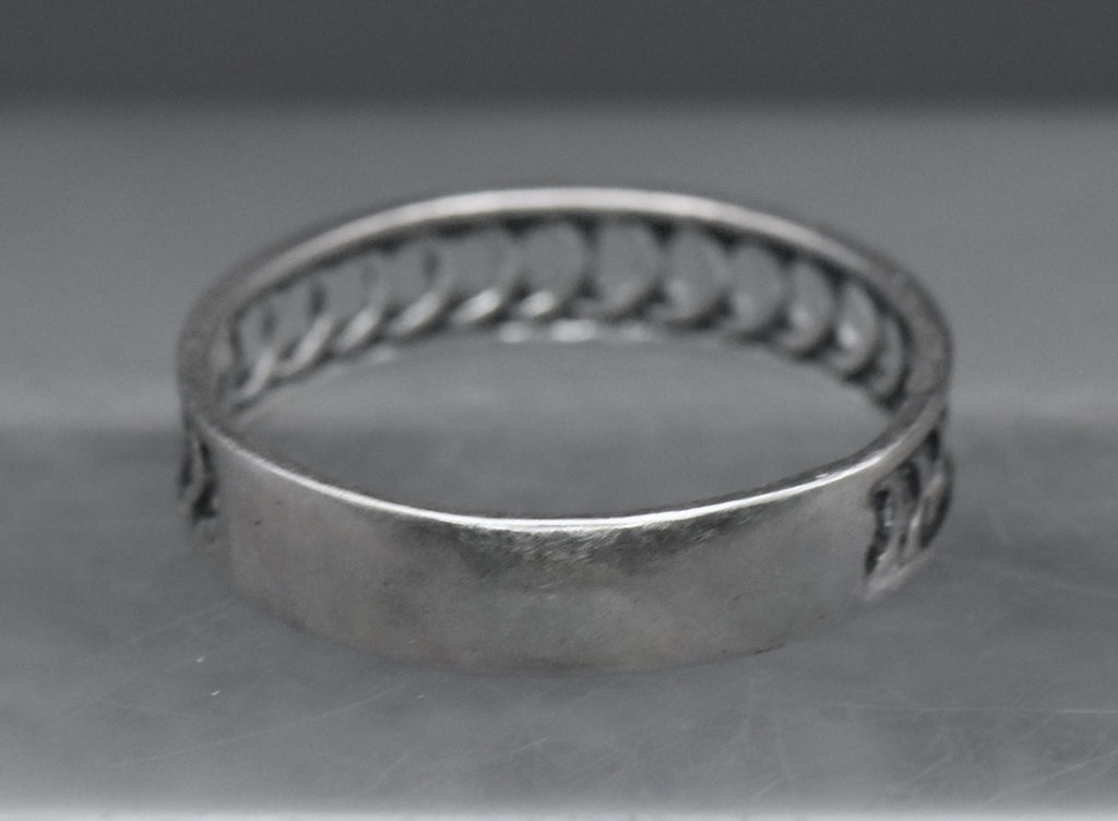 Vintage Sterling Silver Band - Size 6