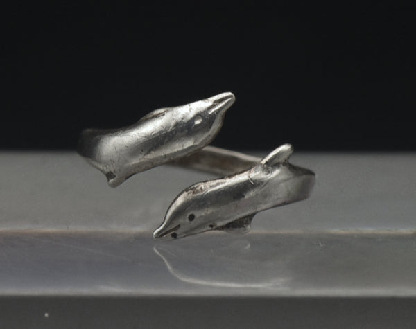 Vintage Sterling Silver Dolphins Bypass Band - Size 5+