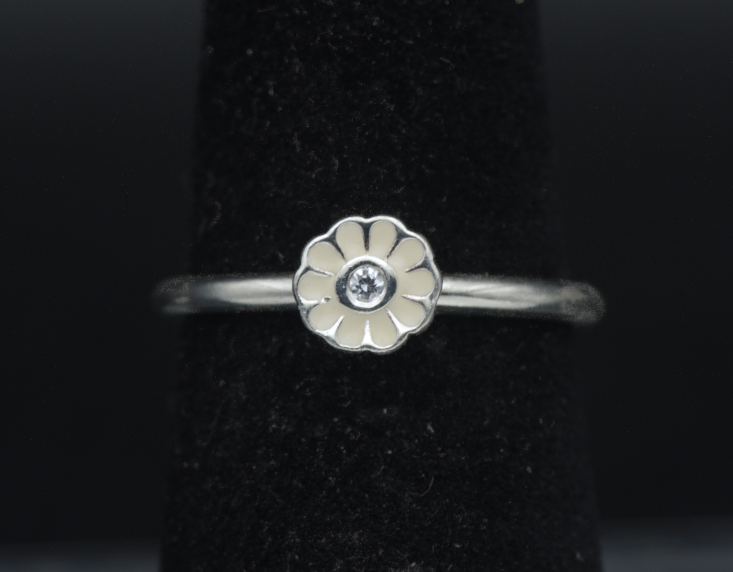 Vintage Sterling Silver CZ Daisy Ring - Size 5.75
