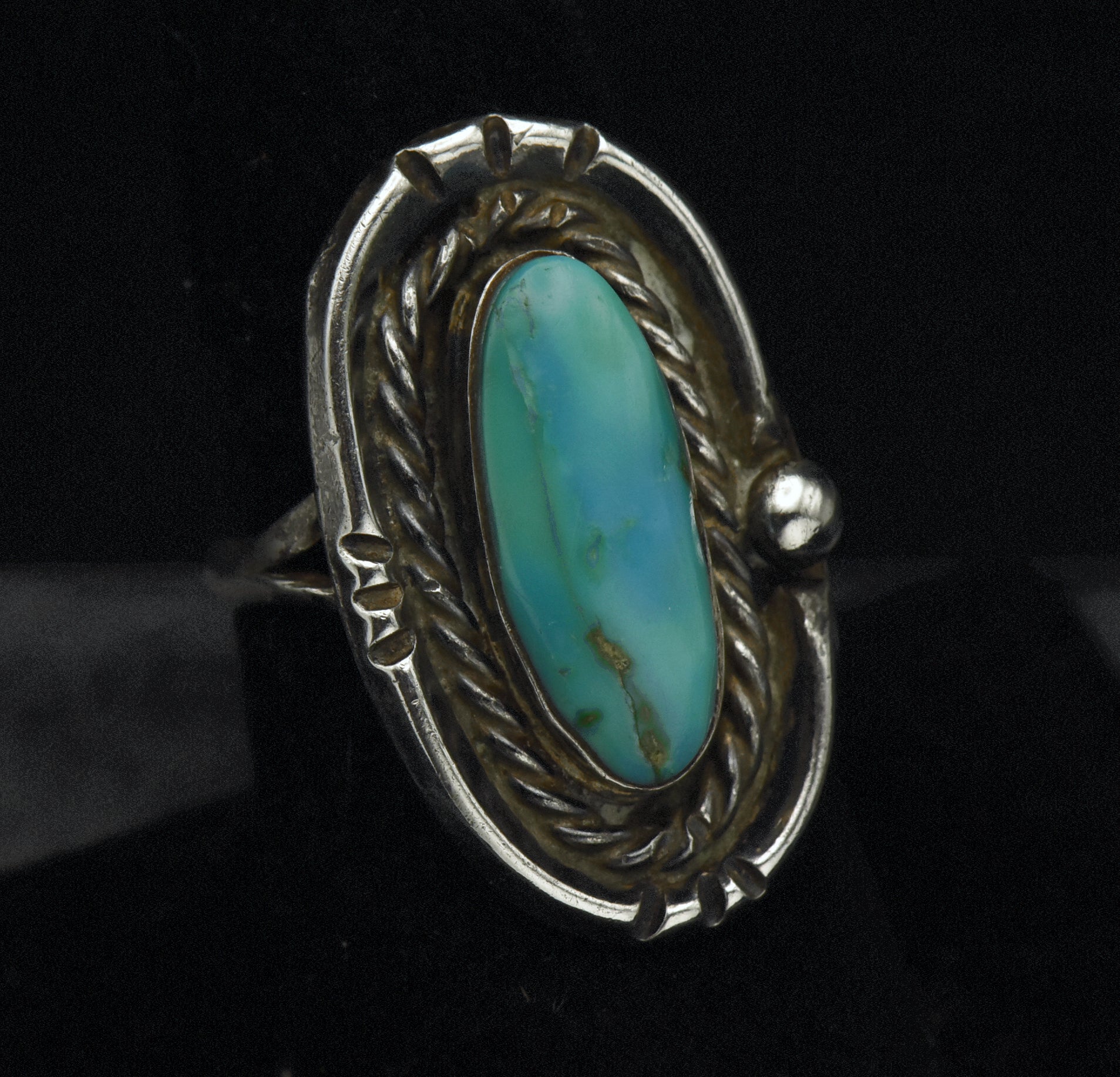 Vintage Handmade Sterling Silver Turquoise Southwestern Style Ring - Size 7