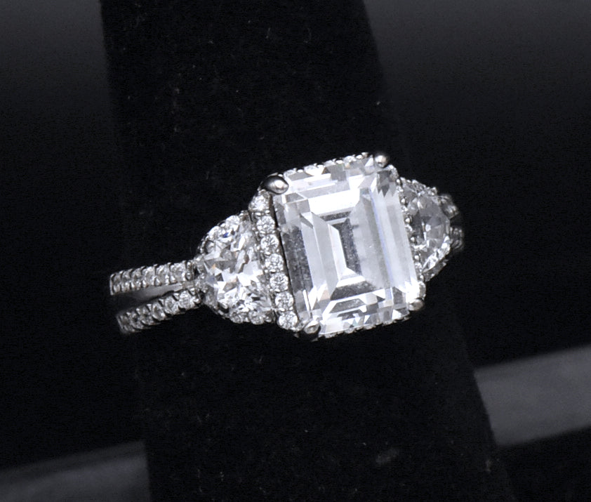 Sterling Silver Emerald Cut CZ Ring - Size 6