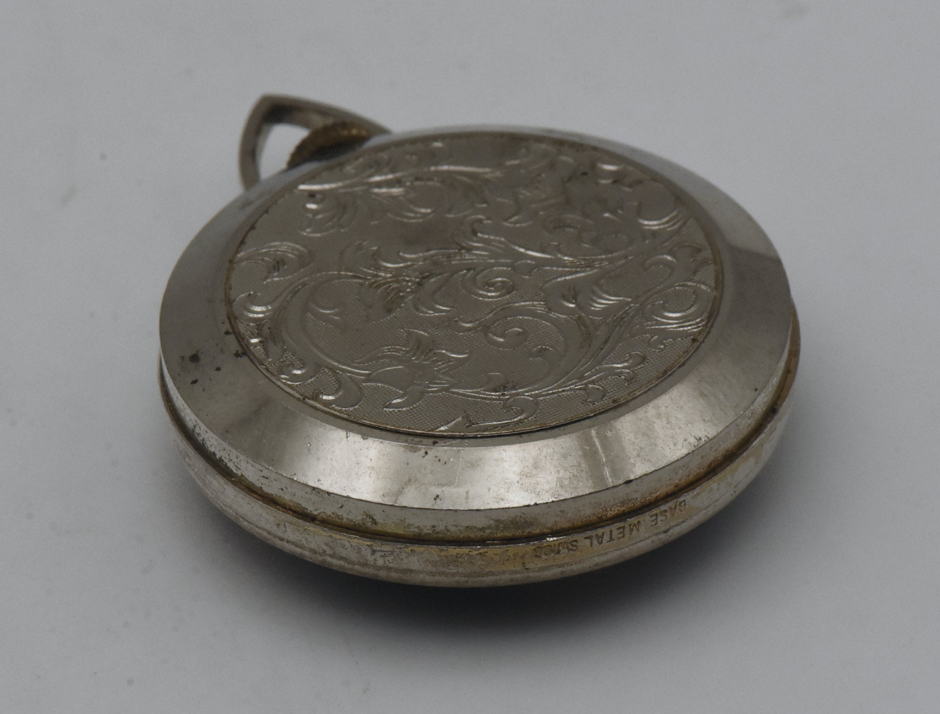 Endura - Vintage Mechanical Pendant Watch - NON-FUNCTIONING