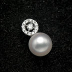 Vintage 18k White Gold Pearl and Diamonds Pendant