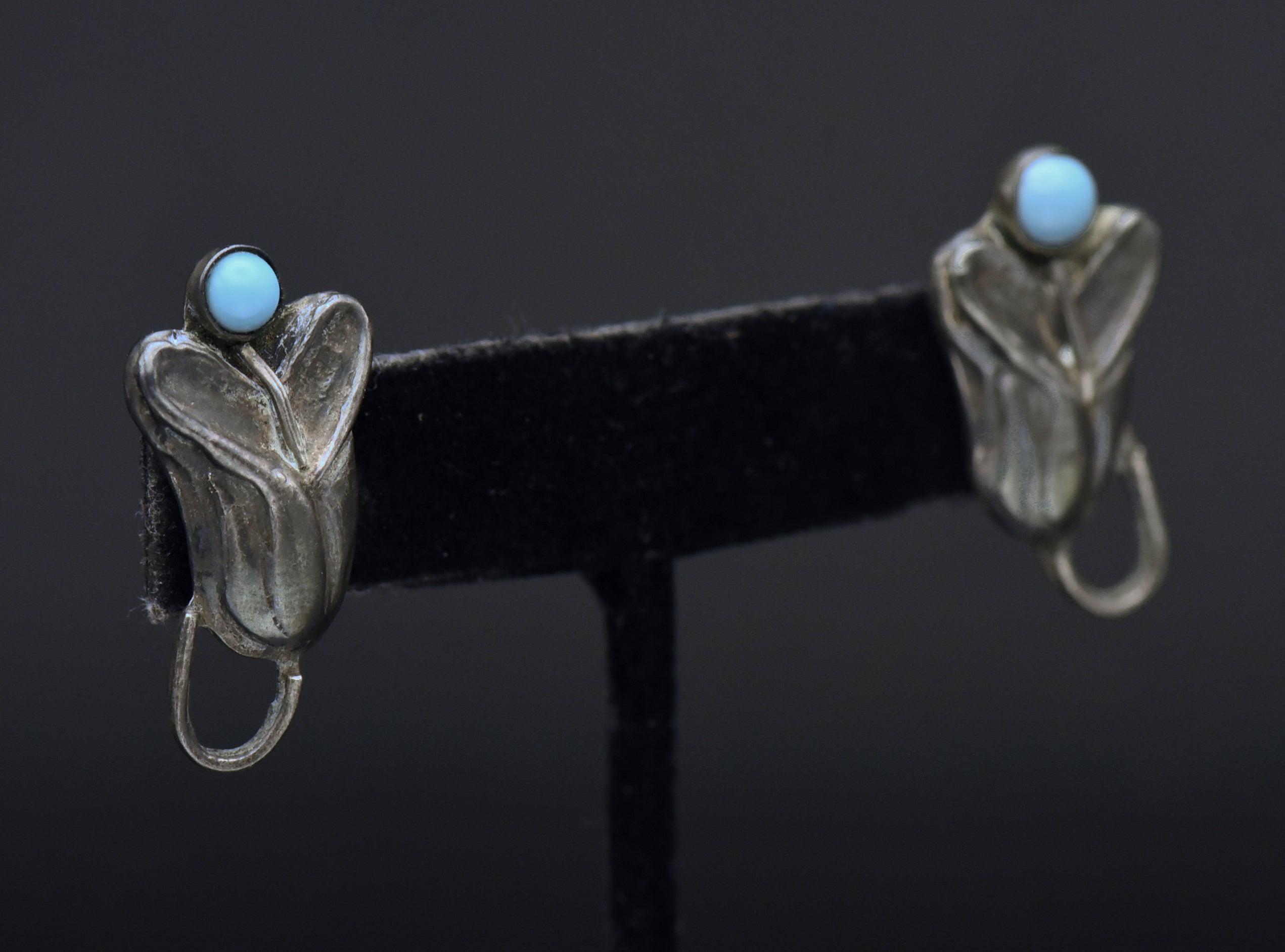 Vintage Handmade Sterling Silver Floral Screw Back Earrings