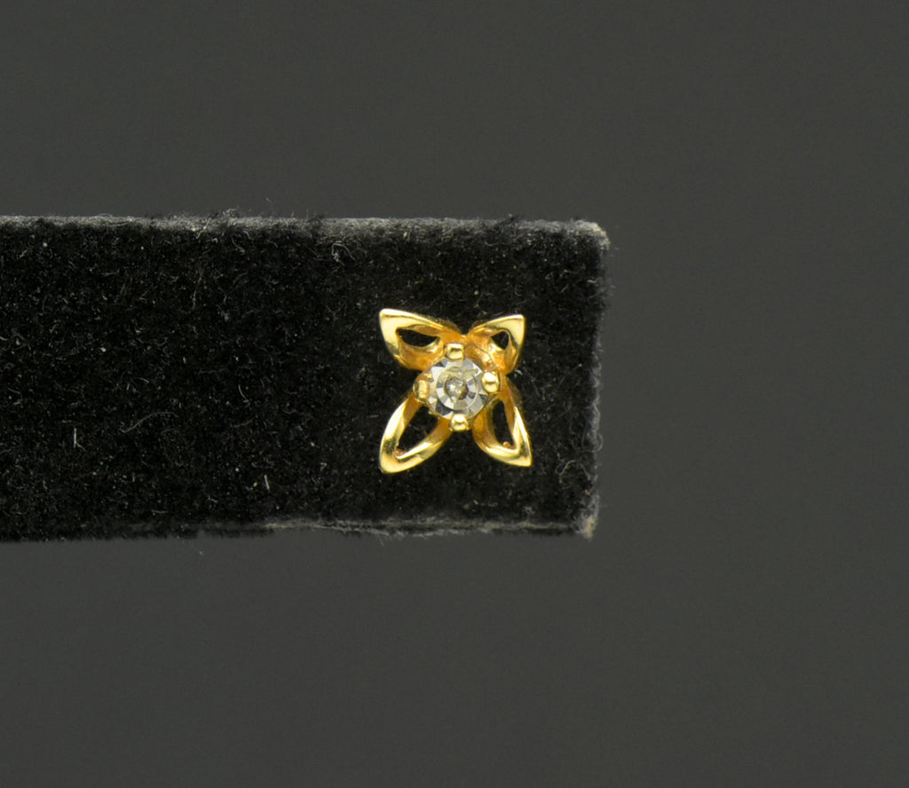 UNMATCHED Vintage 14k Gold and Diamond Floral Stud Earring